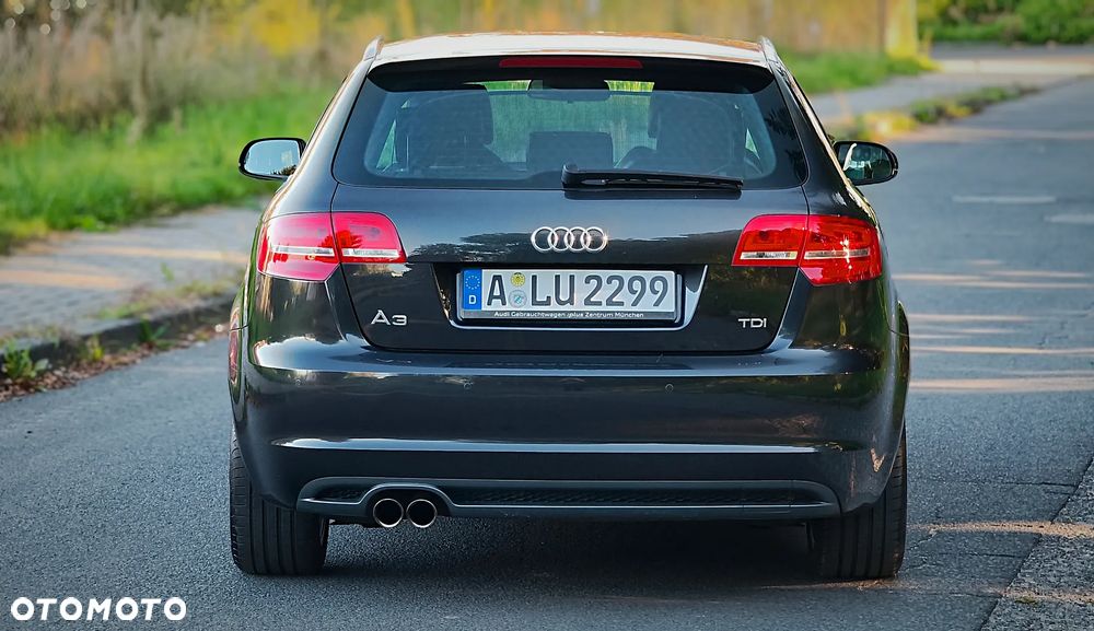 Audi A3 Sportback 2.0 TDI DPF S line Sportpaket - 10