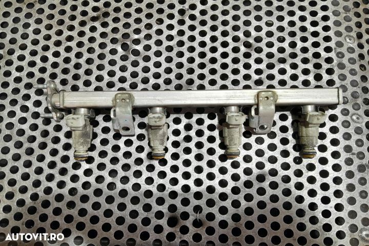 Rampa injectoare 35310-04000 35310-04000 Hyundai i20 2 (GB) [2014 - 2 - 3