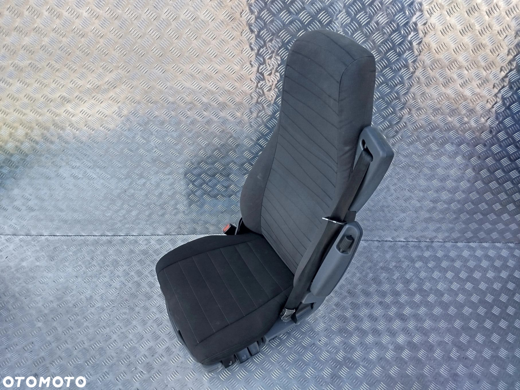 FOTEL KIEROWCY SCANIA STREAMLINE - 5