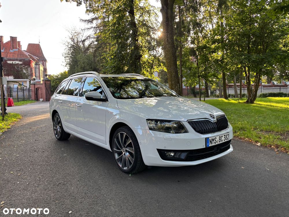 Skoda Octavia 2.0 TDI 4x4 L&K DSG - 11