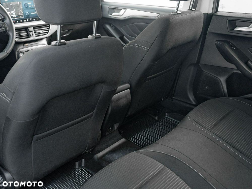 Ford Focus - 28