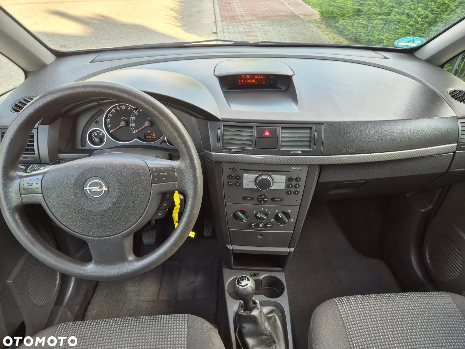 Opel Meriva 1.6 16V Cosmo - 11