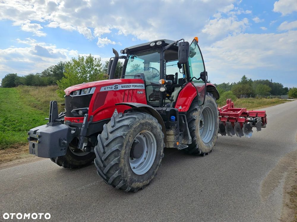 Massey Ferguson 6718S - 6