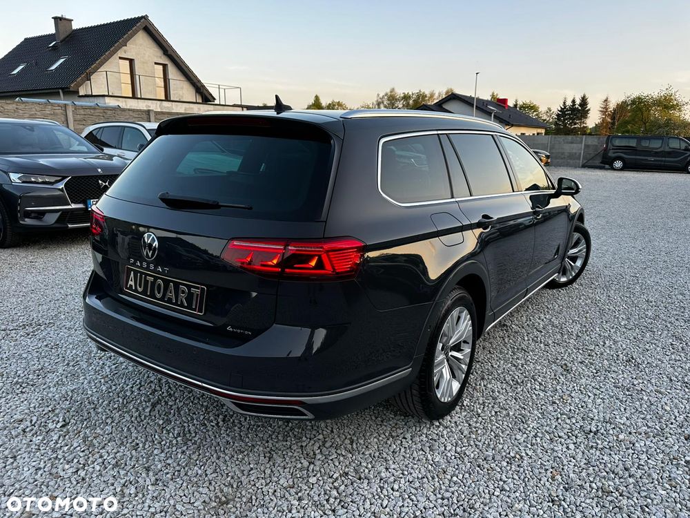 Volkswagen Passat ver-variant-2-0-tdi-scr-dsg-4motion-alltrack - 13