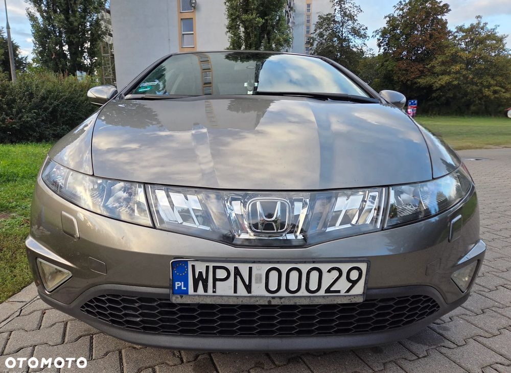 Honda Civic 1.8 Executive - 1