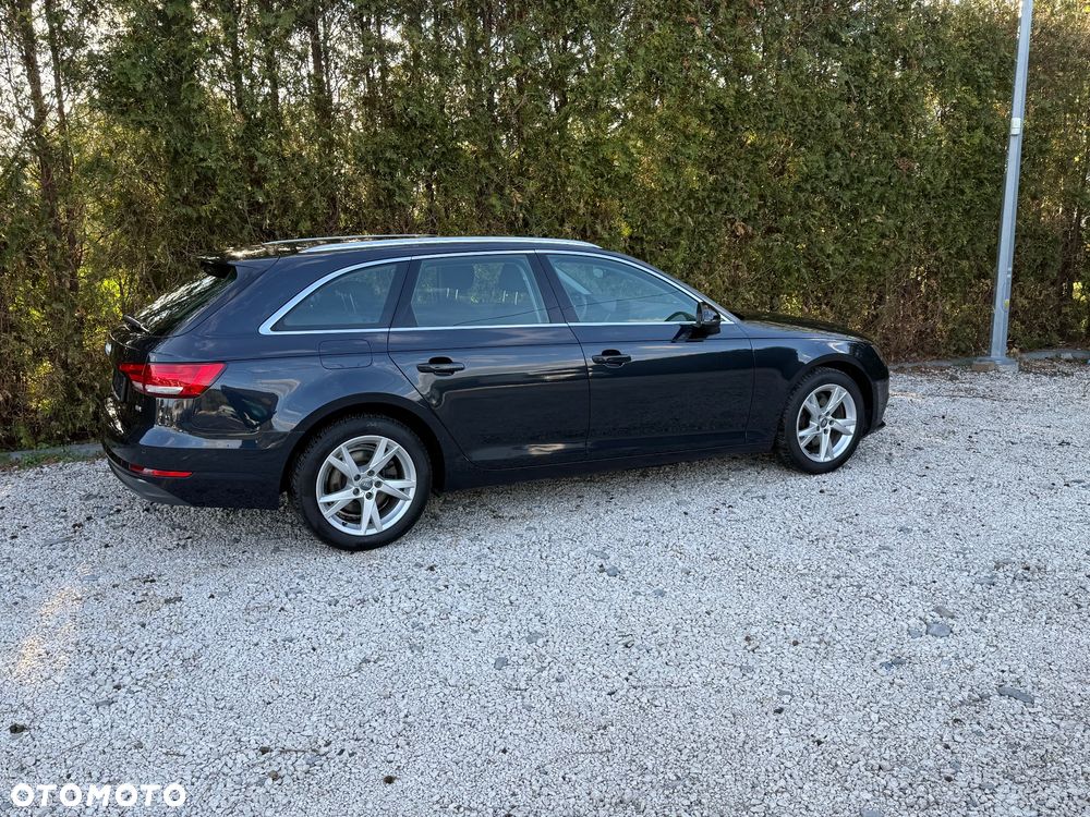 Audi A4 Avant - 13