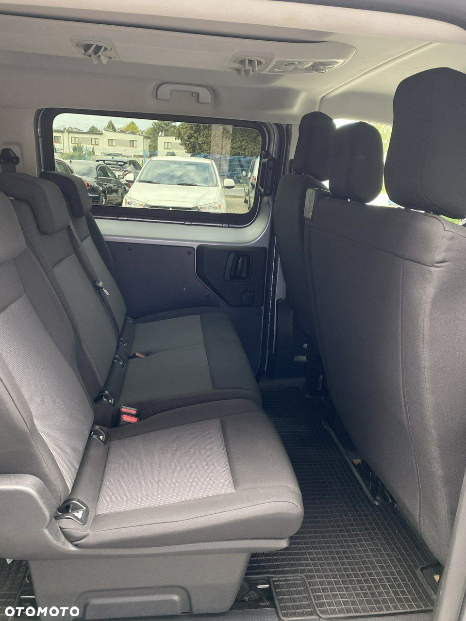 Opel Vivaro - 9