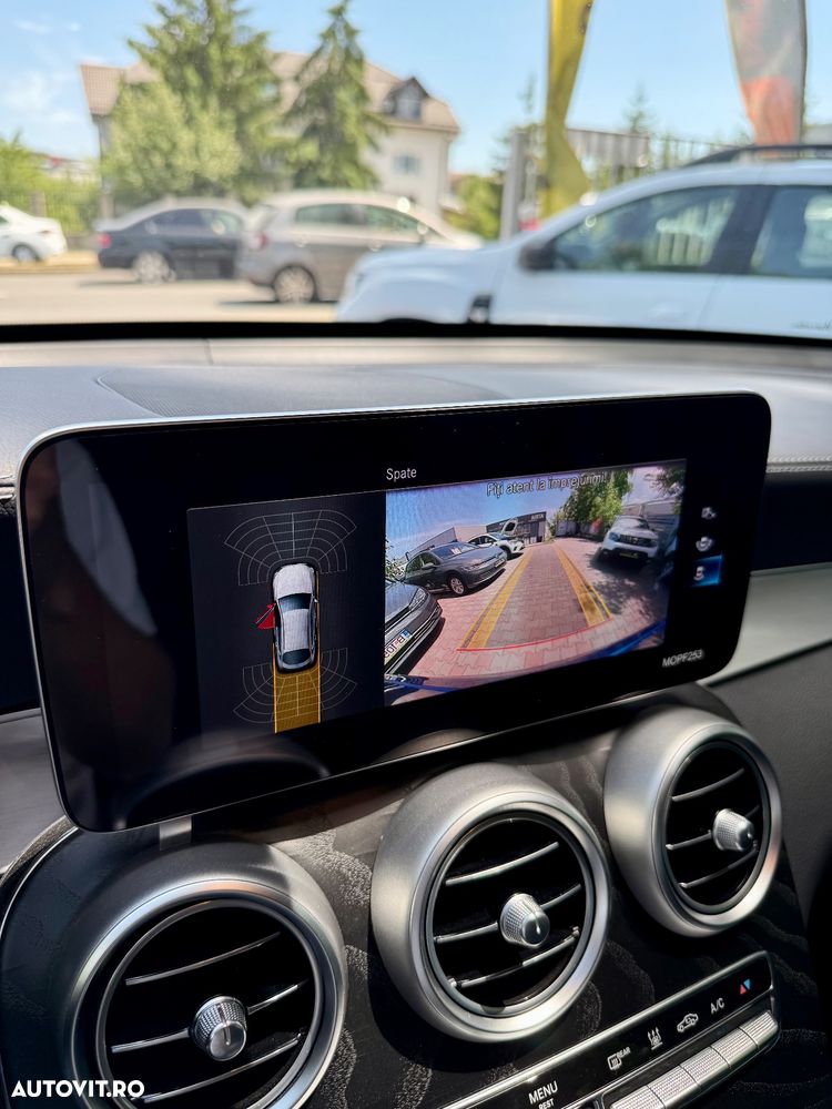 Mercedes-Benz GLC Coupe 300 de 4Matic 9G-TRONIC AMG Line - 23