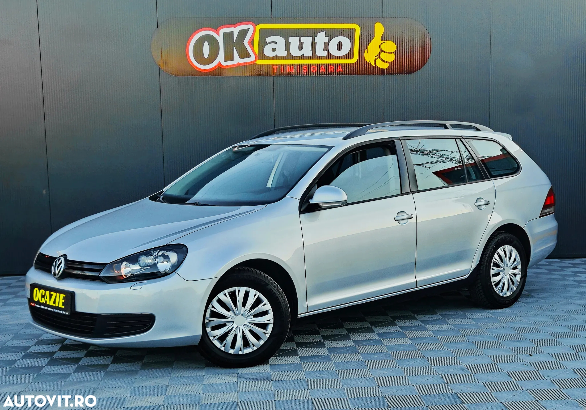 Volkswagen Golf - 2
