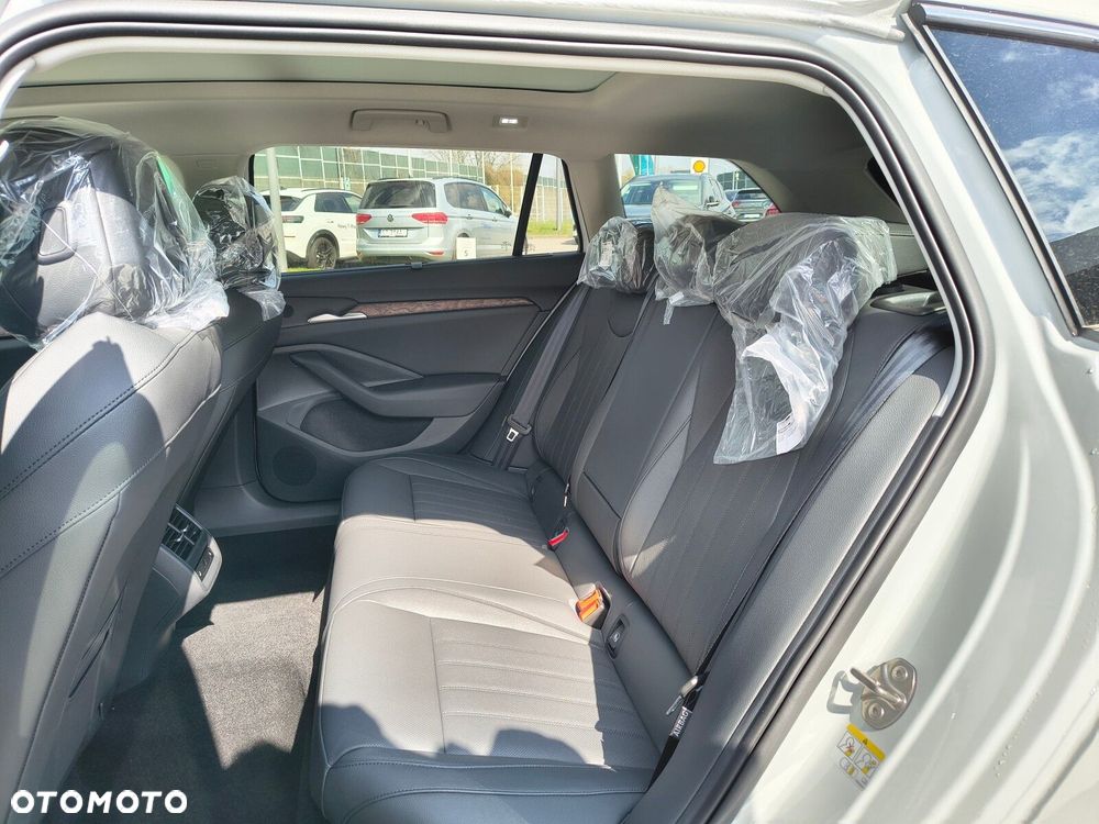 Skoda Superb 2.0 TDI SCR 4x4 L&K DSG - 20