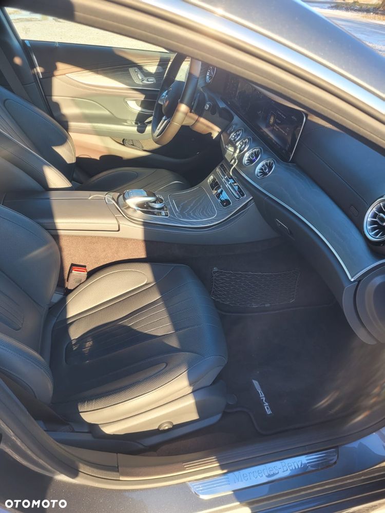 Mercedes-Benz CLS 450 4-Matic AMG - 10