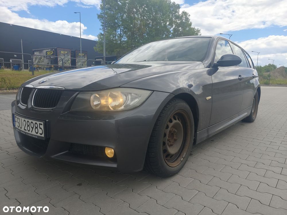 BMW Seria 3 320i - 16