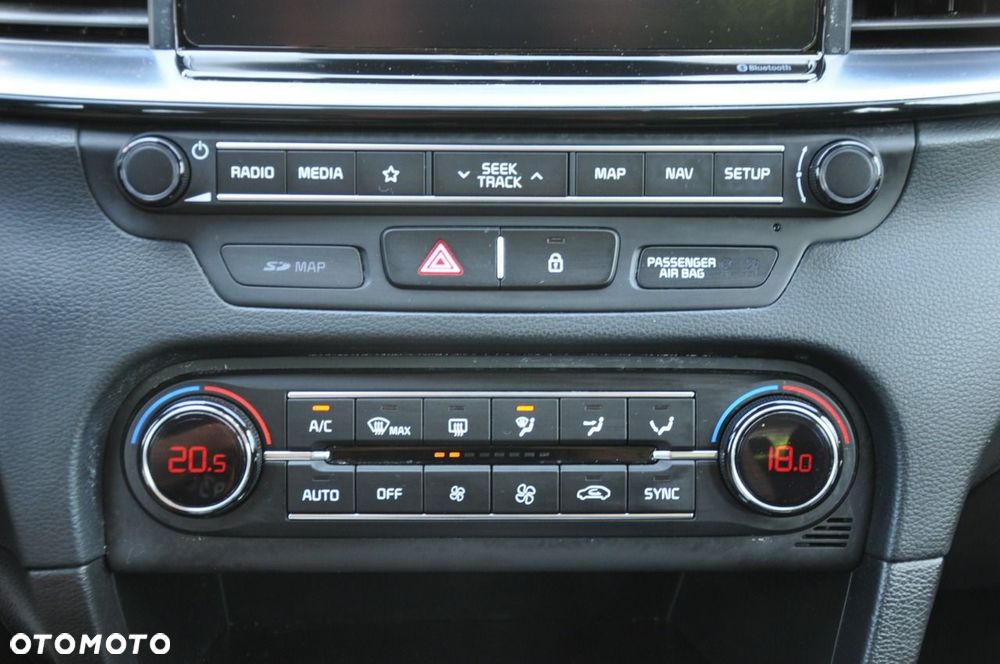 Kia Ceed 1.4 T-GDI DCT OPF Spirit - 17