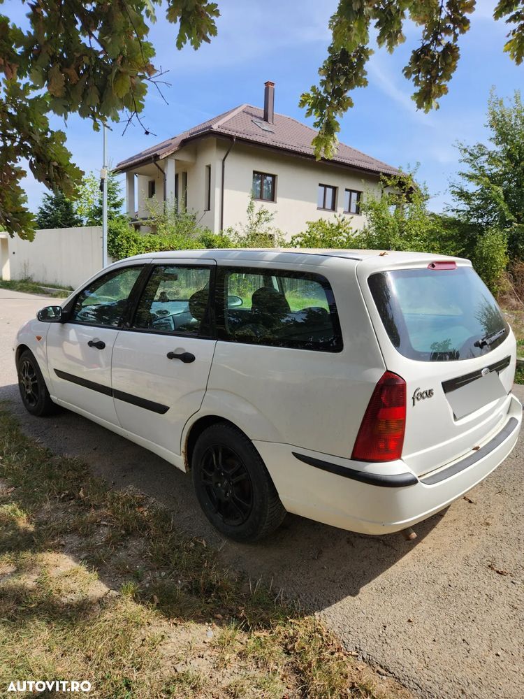 Ford Focus Turnier 1.8 DI Futura - 6