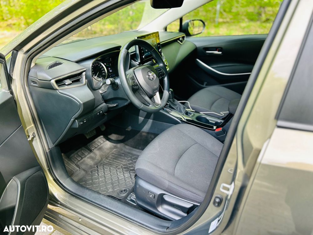 Toyota Corolla 1.8 HSD Business - 7