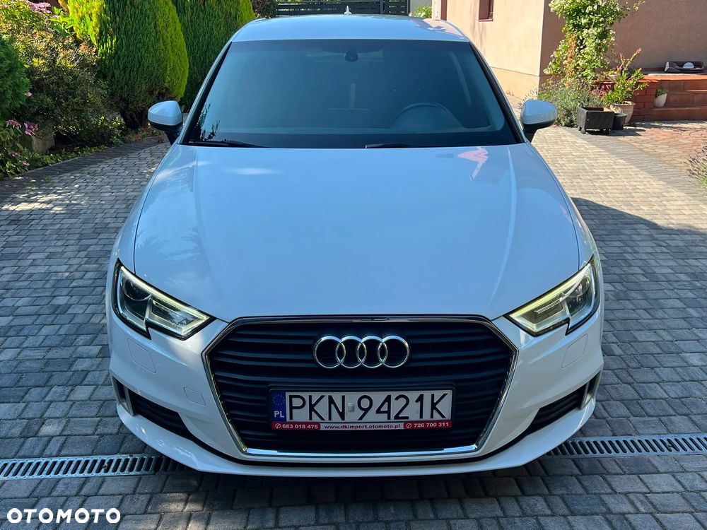 Audi A3 Sportback 2.0 TDI S tronic design - 16