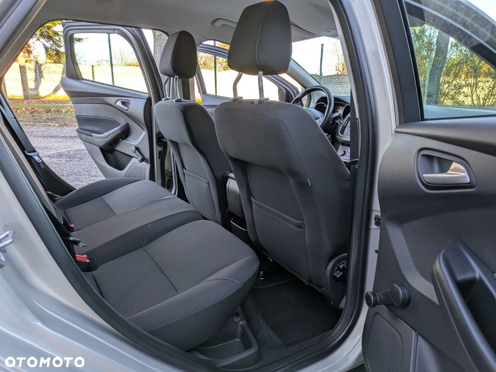 Ford Focus Turnier 1.5 EcoBoost Start-Stopp-System Business Edition - 27