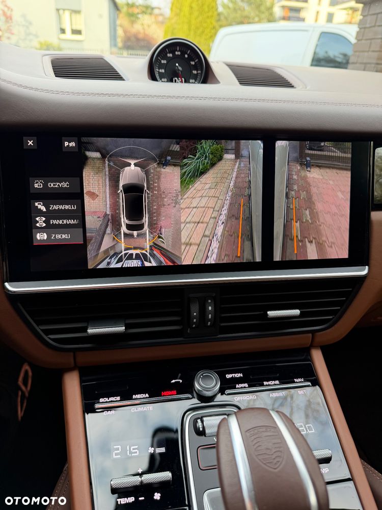 Porsche Cayenne Standard - 13