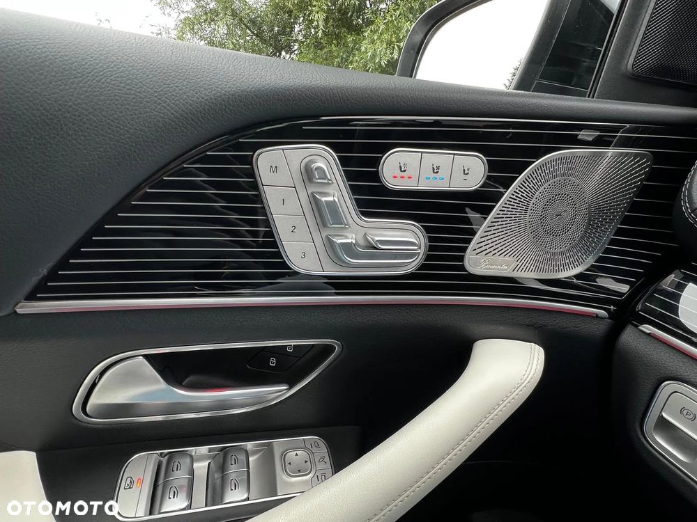 Mercedes-Benz GLE - 25