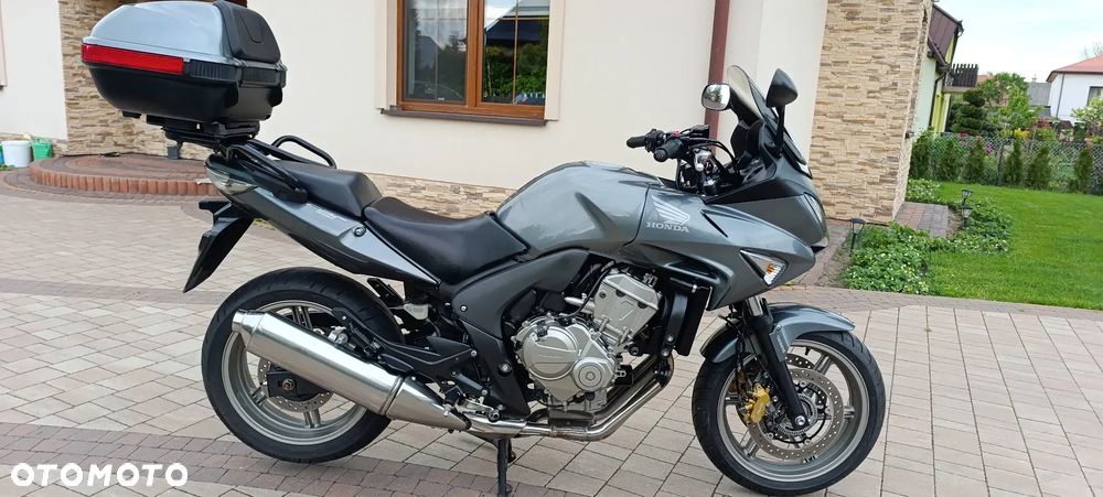Honda CBF - 3