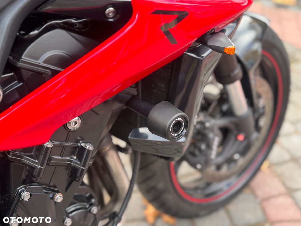 Triumph Street Triple - 23