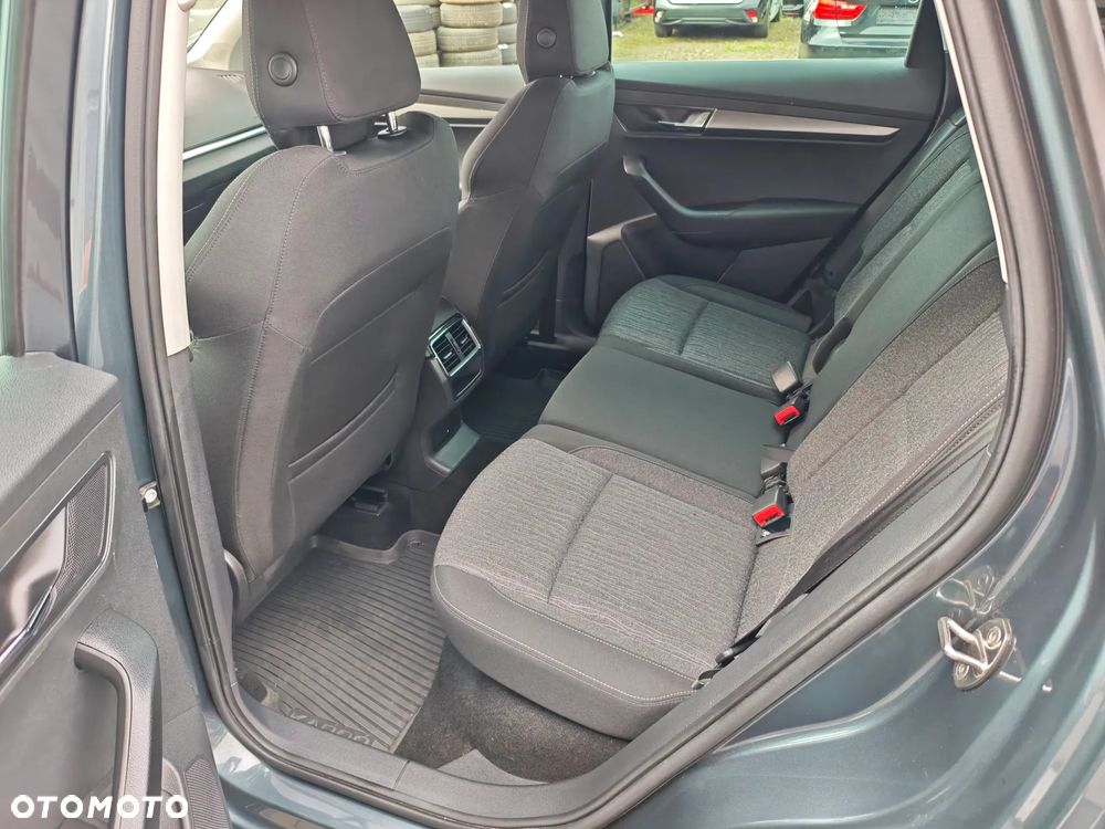 Skoda Karoq 2.0 TDI SCR 4x4 DSG Sportline - 15
