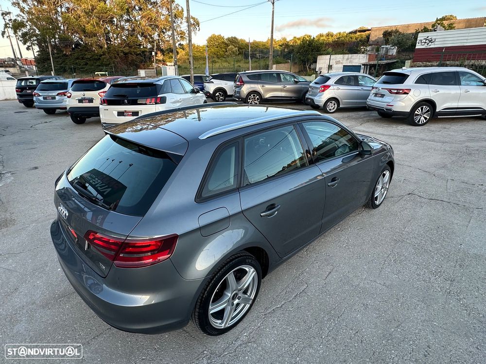 Audi A3 Sportback 1.6 TDI Attraction - 21
