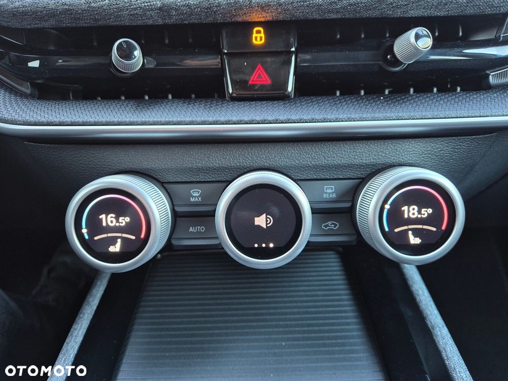 Skoda Superb 2.0 TDI SCR 4x4 Edition 130 DSG - 33