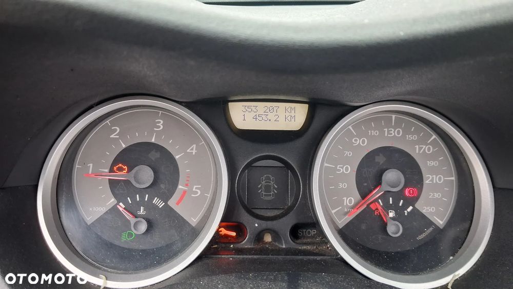 Na części RENAULT MEGANE II CABRIO SILNIK silnik 1.9 DCI 115 KM F9Q818 lakier skrzynia maska zderzak drzwi klapa szyba fotel kanapa lusterko lampa deska GWARANCJA !!! Przód Tył Zestaw Komplet Drzwi Klapa Zderzak Błotnik Maska Grill Atrapa Szyba Pas Lampa Lusterko Boczki Fotel Kanapa Kokpit Deska Rozdzielcza Przełącznik Włącznik Sterownik Przewody Wiązka Instalacja Moduł Komputer Czujnik Listwa Pompa Alternator Wtryski Głowica Rozrusznik Kompresor Sprzęgło Dwumas Silnik  Skrzynia ABS Klimatyzacji Paliwa Wspomagania Kolektor Turbina Przepustnica Zawór Chłodnica Koło Hak Belka Sanki Zawieszenie Mcpherson Półoś Amortyzator Wydech Tłumik Zacisk dach - 16