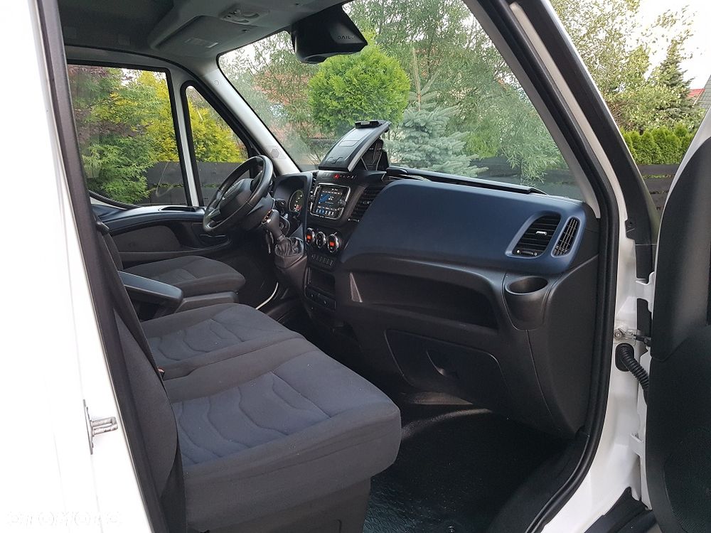 Iveco DAILY - 13