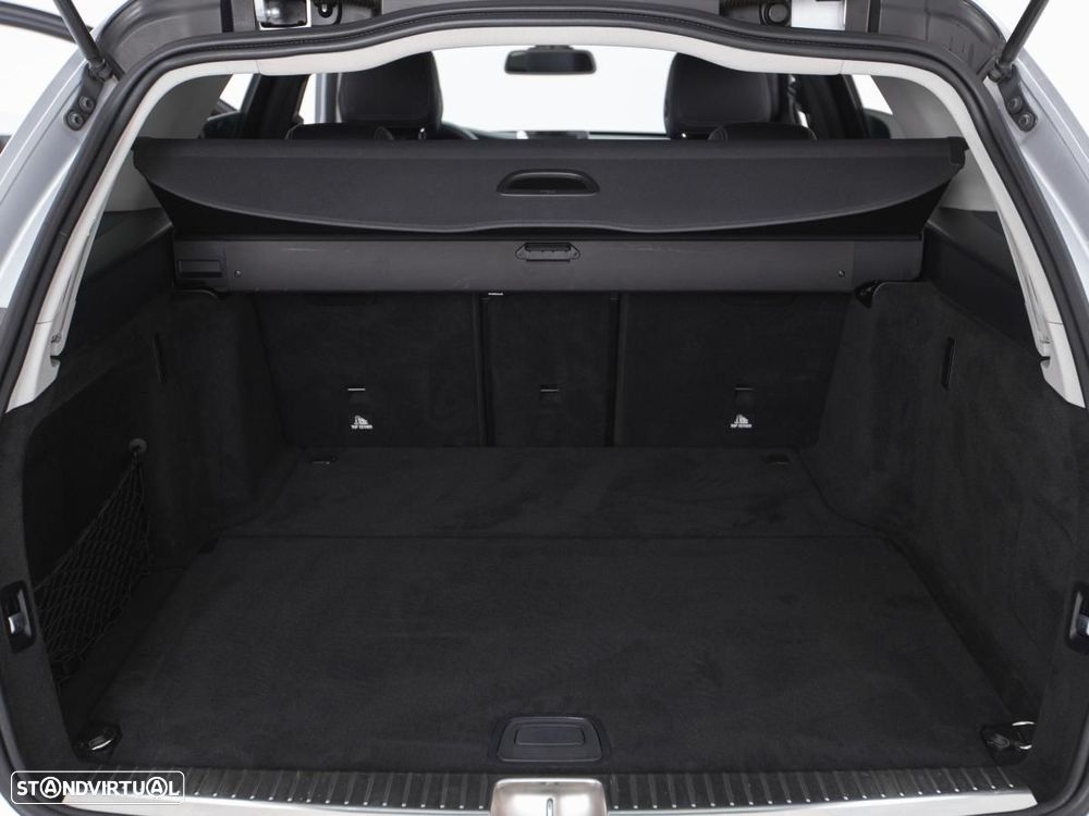 Mercedes-Benz C 200 - 13