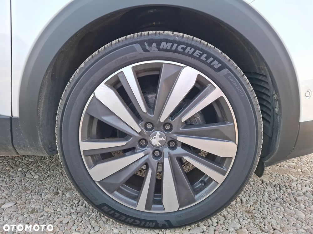 Peugeot 3008 PureTech 130 Stop & Start GPF EAT8 Allure - 7