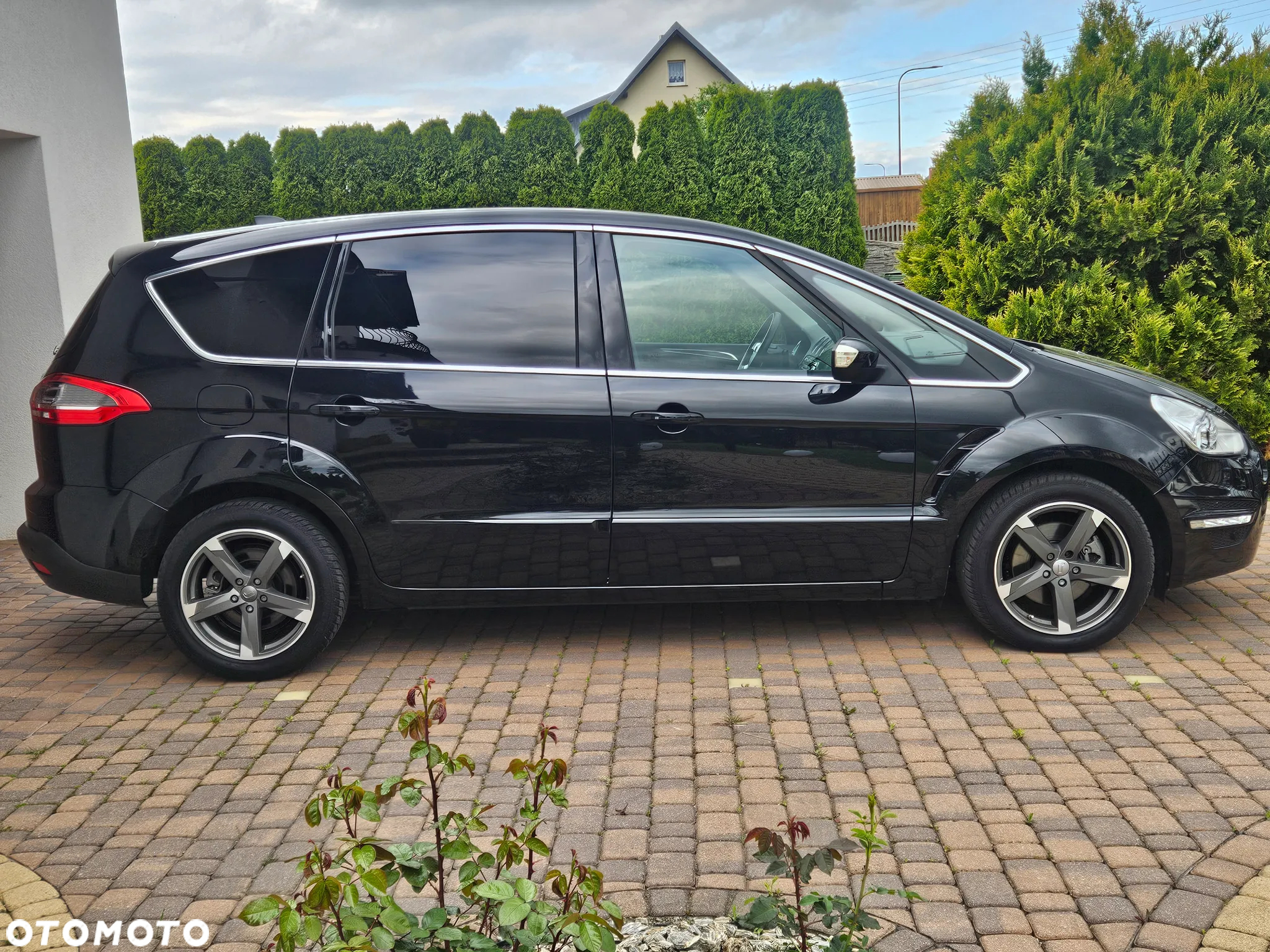 Ford S-Max 2.0 TDCi DPF Titanium X - 28