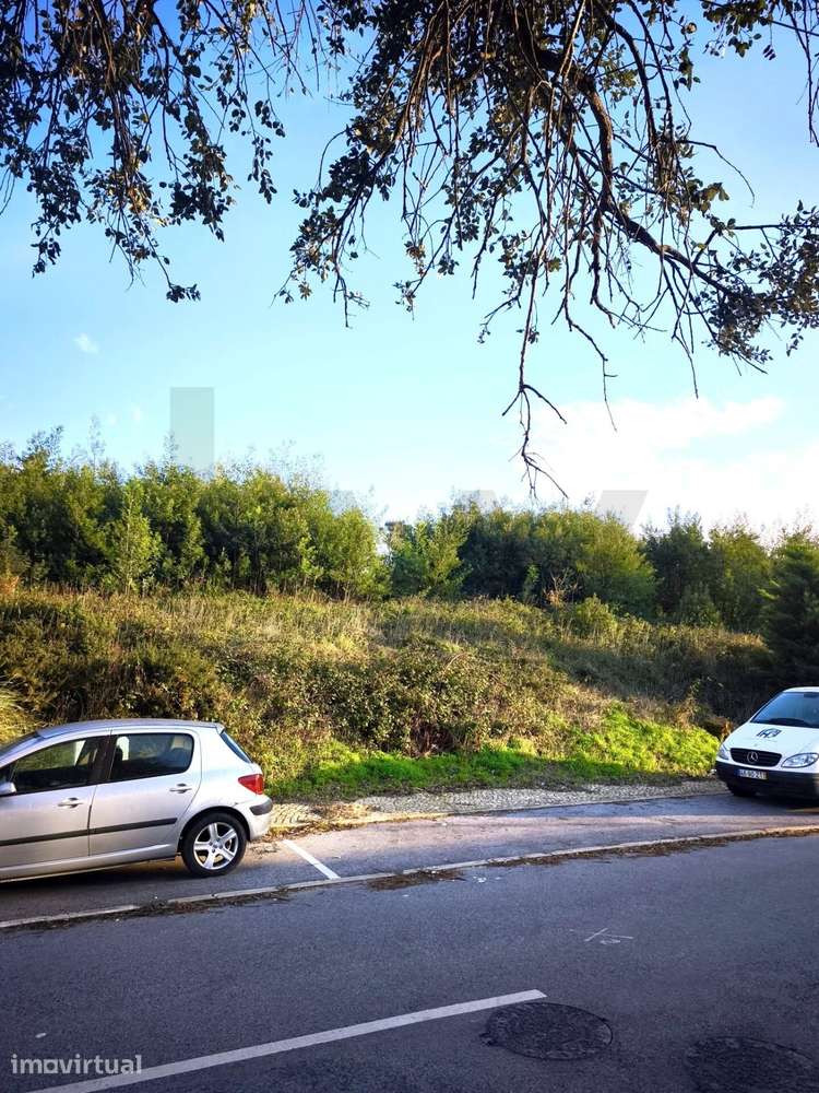 Lote 883m2 com Projeto Aprovado em Camarões | Almargem do Bispo - Grande imagem: 4/21