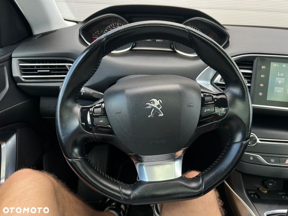 Peugeot 308 - 22