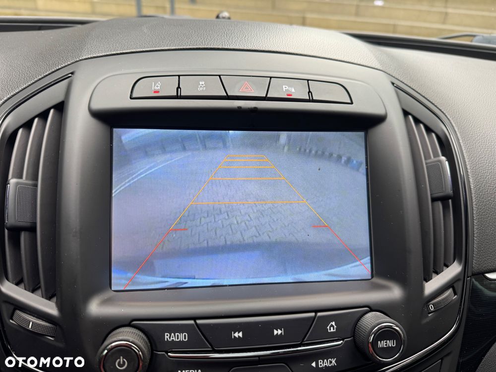 Opel Insignia 2.0 CDTI Sport - 27