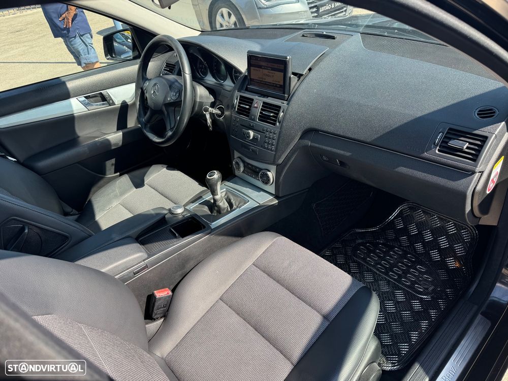 Mercedes-Benz C 220 CDI Avantgarde BlueEfficiency - 7