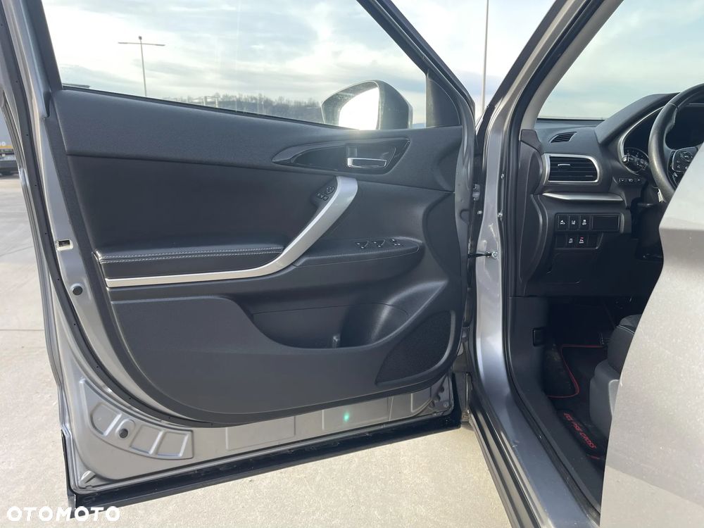 Mitsubishi Eclipse Cross 1.5 T GPF Intense Pro CVT - 10