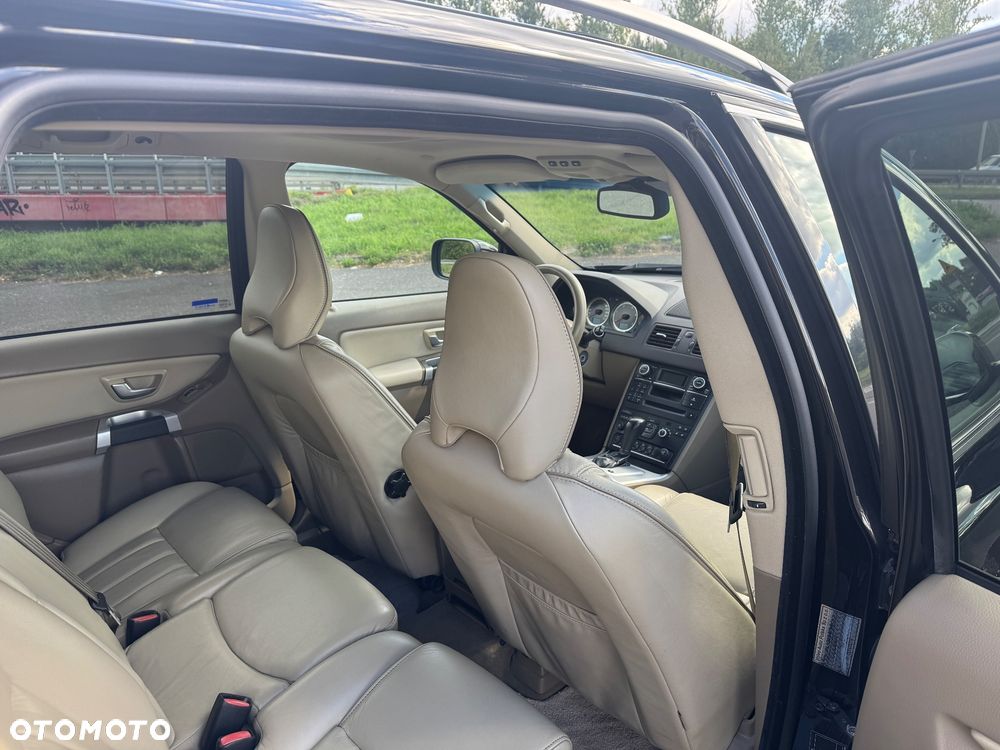 Volvo XC 90 - 11