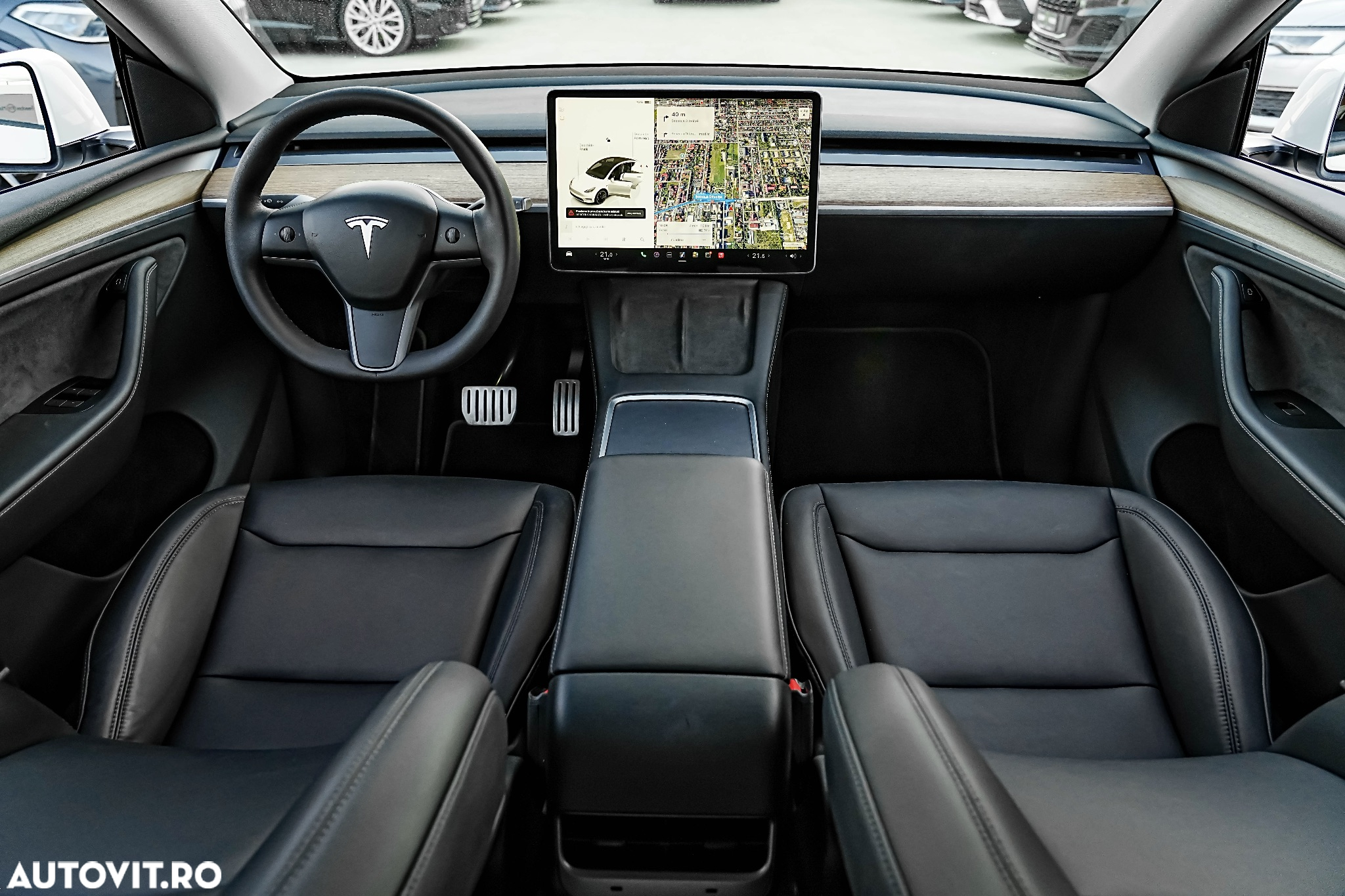 Tesla Model Y Performance Dual Motor AWD - 9