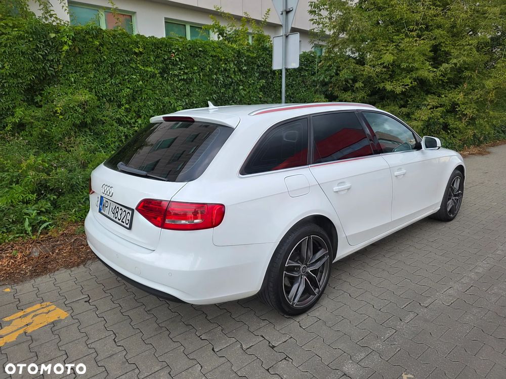 Audi A4 Avant 2.0 TDI DPF multitronic Ambiente - 5