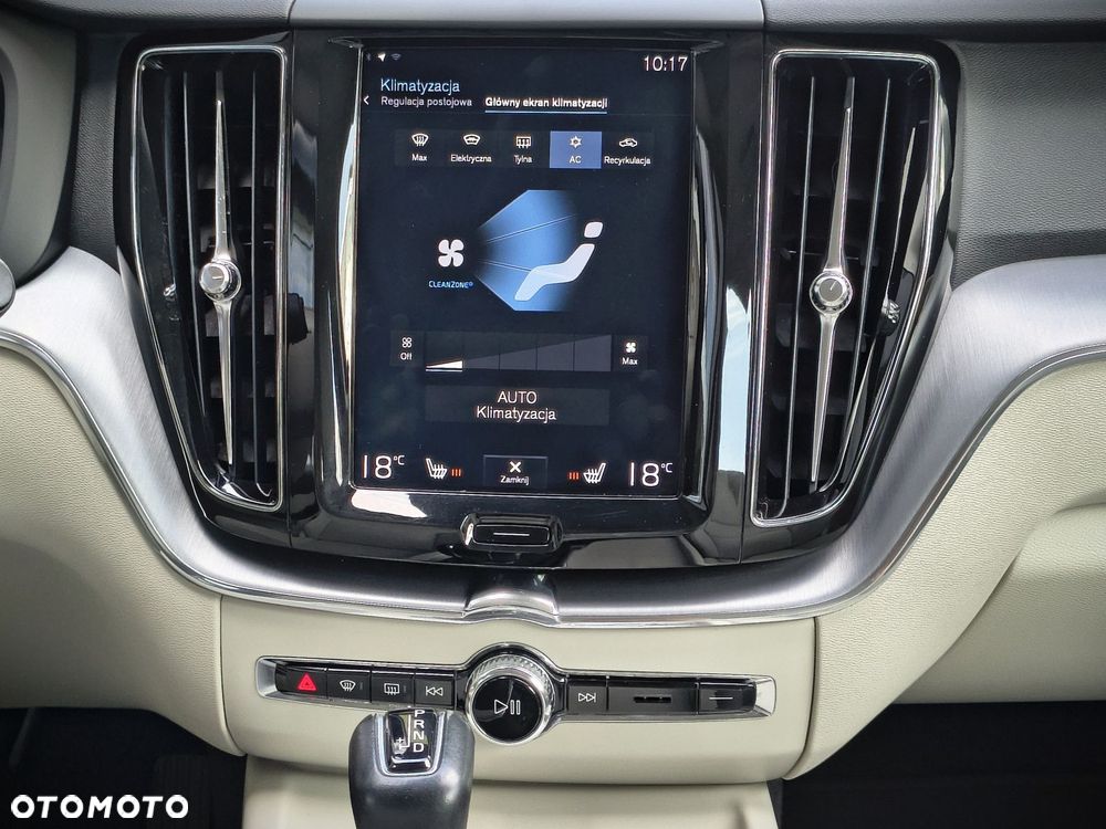 Volvo XC 60 - 19