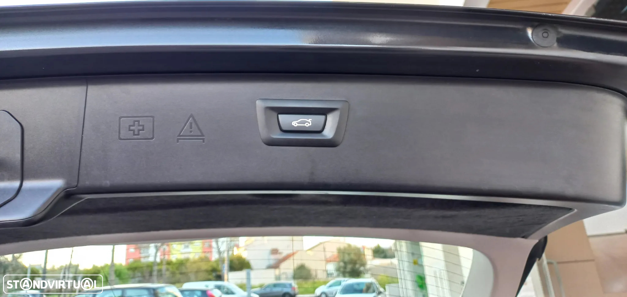 BMW 520 d Exclusive Auto 129g - 19