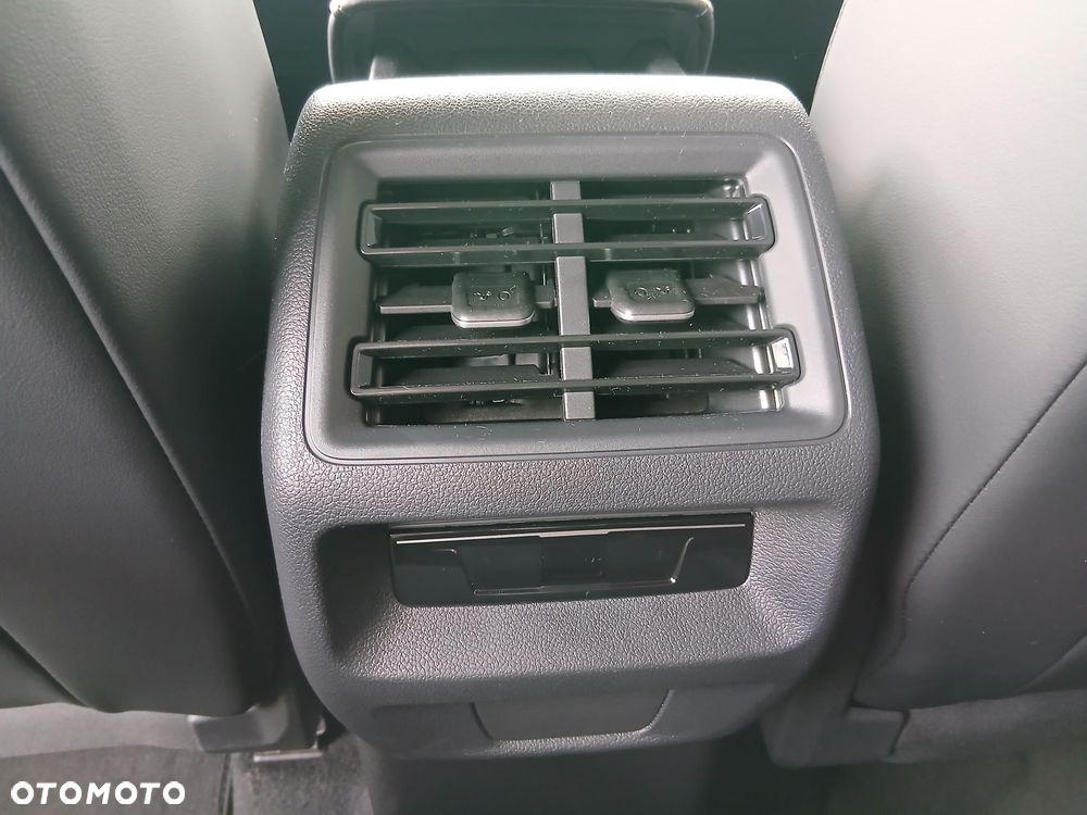 Volkswagen Tiguan 1.5 eTSI Life Plus DSG - 17