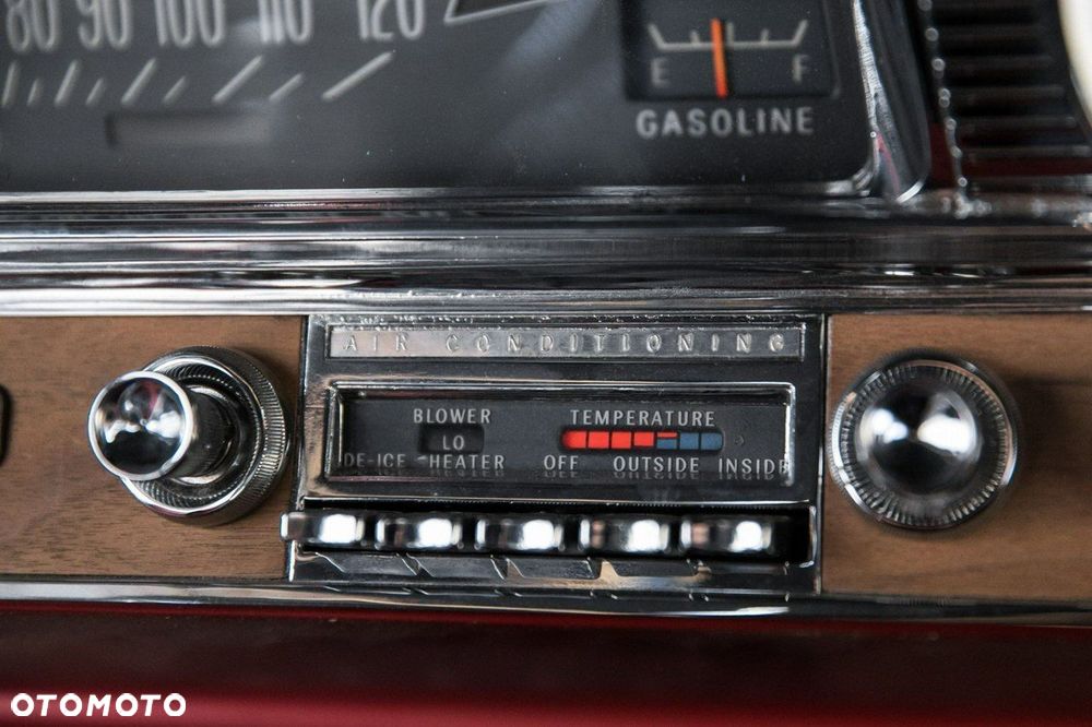 Pontiac Bonneville - 40