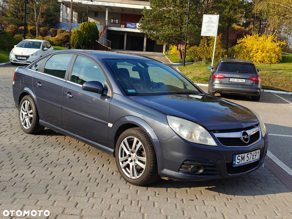 Opel Vectra 1.9 CDTI DPF Cosmo - 22