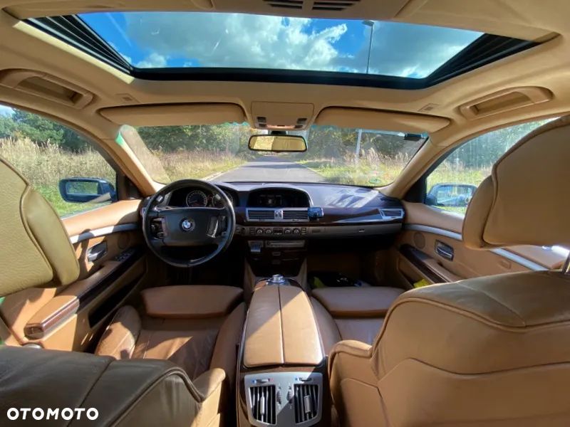 BMW Seria 7 740i L - 5