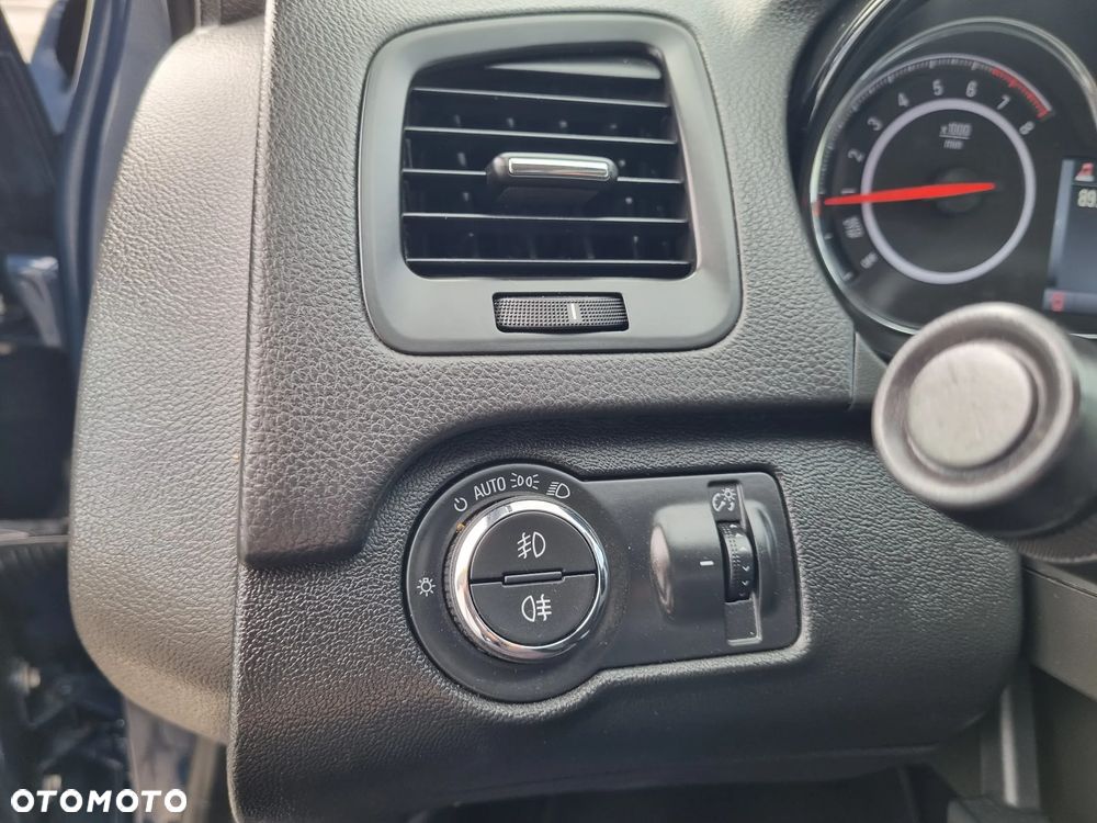 Opel Insignia 1.6 ECOTEC DI Turbo ecoFLEX Start/Stop Business Edition - 22