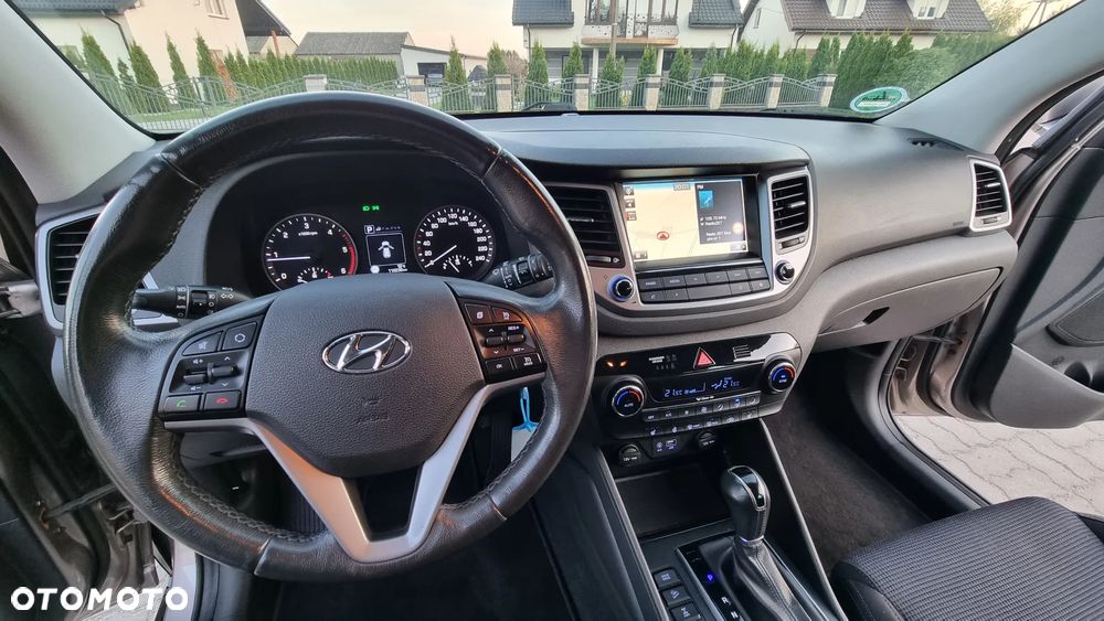 Hyundai Tucson 2.0 CRDi 4WD Automatik Passion Plus - 26