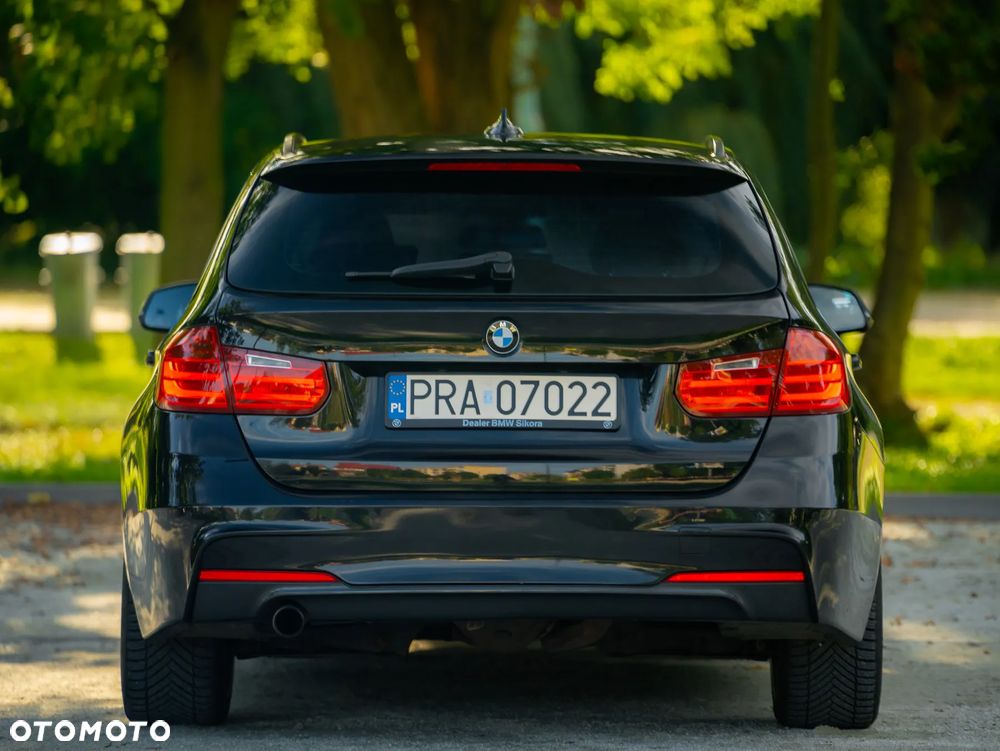 BMW Seria 3 320d xDrive - 10